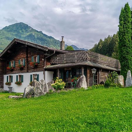 Rustic Farmhouse With Sauna In Bramberg Neukirchen am Großvenediger Exteriör bild